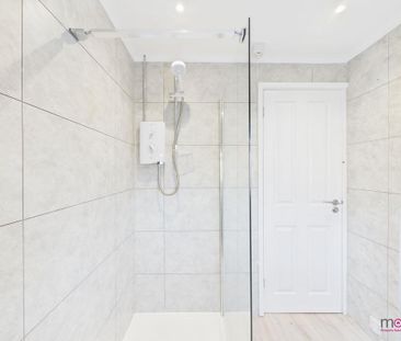 2 bedroom semi-detached house to rent - Photo 5