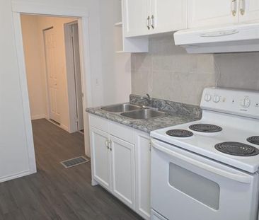 For Lease - 5145 Kitchener Street, Niagara Falls, Ontario - Photo 6