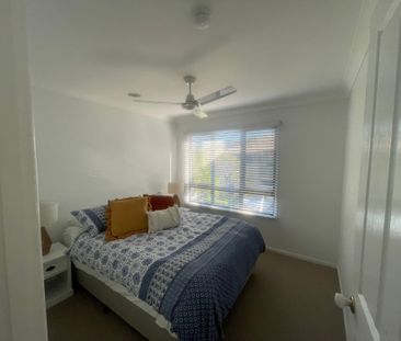 Varsity Lakes - Photo 5