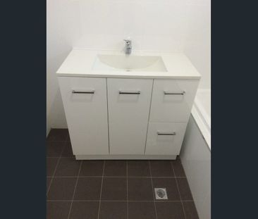 3 BEDROOM TOWNHOUSE LIVERPOOL - Photo 1