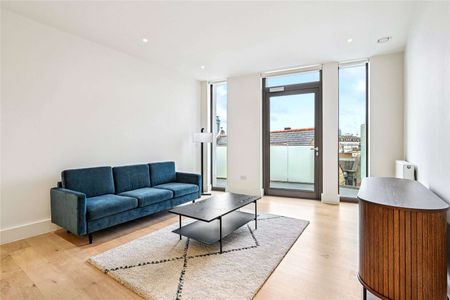 Spacious one bed apartment located in the heart of Waterloo. - Photo 4