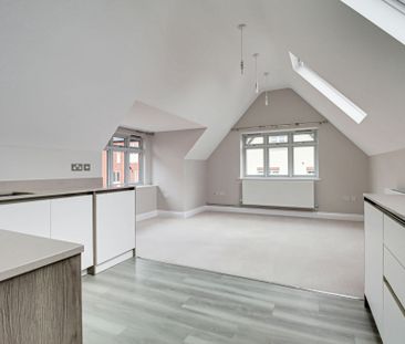 Arden Grove, Harpenden, AL5 4SJ - Photo 2