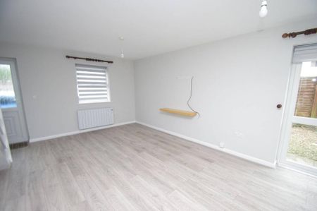 1 bedroom detached house to rent - Photo 2