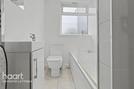 5 bedroom terraced house to rent - Photo 4