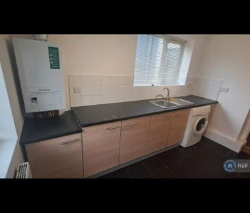 2 bedroom terraced house to rent - Photo 6