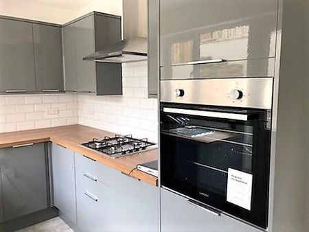 2 bedroom terraced house to rent - Photo 5