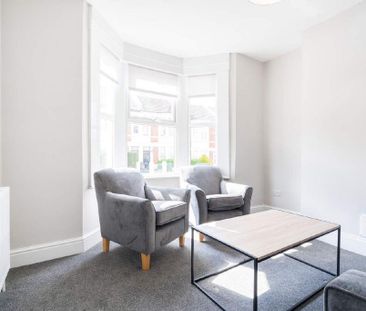 4 bedroom terraced house to rent - Photo 1