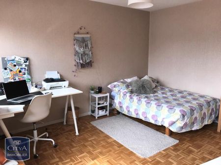 Location Appartement 1 pièce 32m² CHAMBERY 73000 - Photo 2