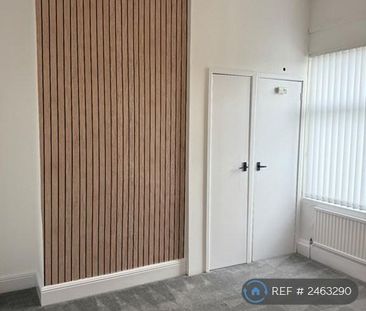 3 bedroom terraced house to rent - Photo 6