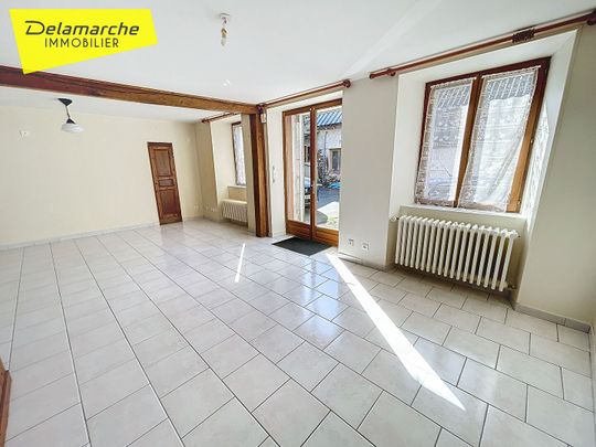 Location Maison 6 pièces 95m² BREHAL 50290 - Photo 1
