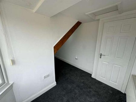 Skipton Road, Keighley, BD20 - Photo 3