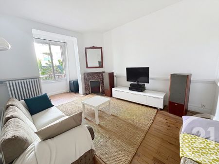 Location Maison 6 pièces 165m² CLERMONT FERRAND 63000 - Photo 2