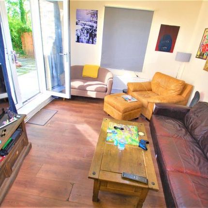 285 Upperthorpe - Photo 1