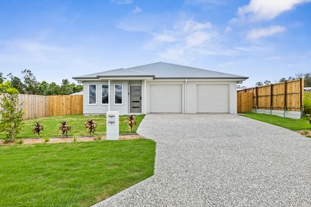 Beautiful Near-New Home for Rent: Modern Living Awaits! - Photo 1