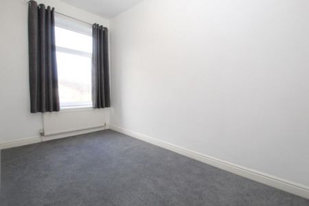 2 bedroom property to rent - Photo 3