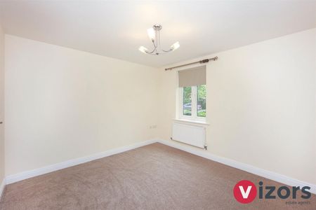 The Beeches, Birchfield Road, Redditch - Photo 4