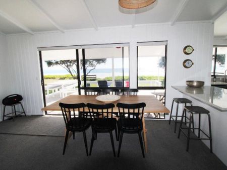 1980's Beach Front Beauty - Photo 4