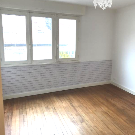 Location Appartement 2 pièces 42m² CLERMONT FERRAND 63000 - Photo 3