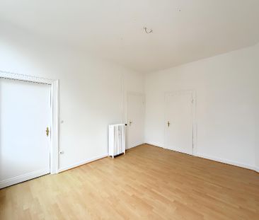 SANIERTE 3-ZIMMERWOHNUNG IM ALTBAU ZU MIETEN! - Foto 5