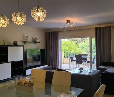 3 bedroom luxury Flat for rent in Nueva Andalucia, Andalusia - Photo 4