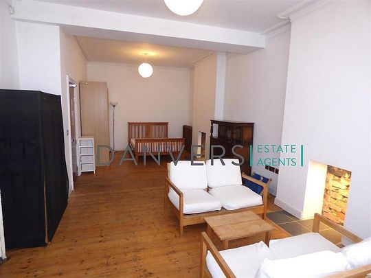 6 bedroom detached house to rent - Photo 1