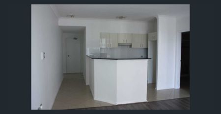 Stylish 1 Bedroom Apartment with Parking - Photo 5