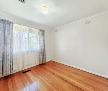12 Wordsworth Avenue, Clayton South VIC 3169 - House For Rent | Domain - Photo 1