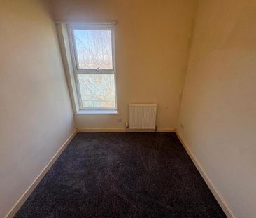2 bedroom end of terrace house to rent - Photo 6