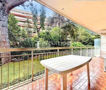 Location Appartement 2 pièces Meublé 54m² CANNES 06400 - Photo 1
