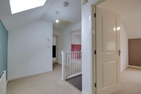 2 bedroom flat to rent - Photo 4