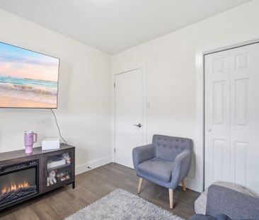 For Lease - 19 Rangoon Road, Toronto, Ontario - Photo 2