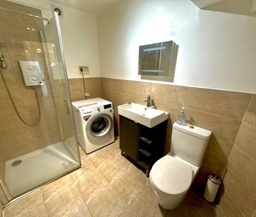 Merlin Grove, Ilford, IG6, Property for rent - Photo 3