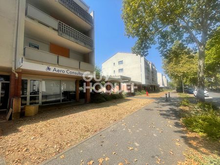 T2 MEUBLEE ! A LOUER ! PROCHE DU CENTRE DE BLAGANC ! - Photo 5