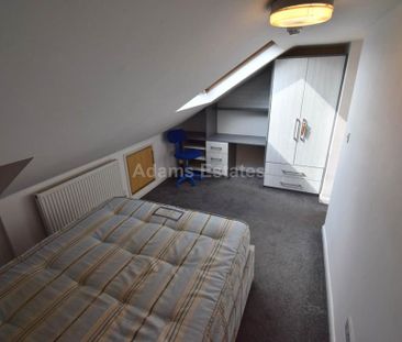 6 bedroom terraced house to rent - Photo 3