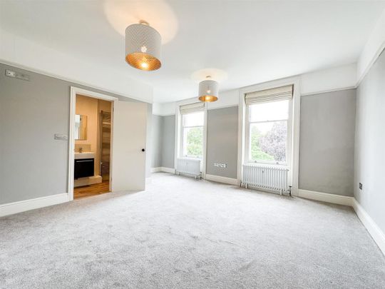 Pittville Circus, Cheltenham GL52 2PX - Photo 1