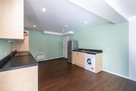 2 bedroom apartment to rent - Photo 3