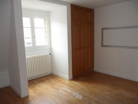 Location Maison 6 pièces 156m² CHARTRES 28000 - Photo 2