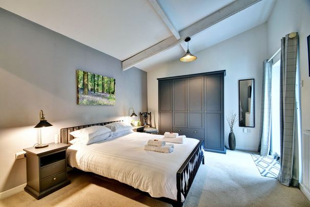 Studdah Close - Photo 1