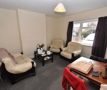 4 bedroom house to rent - Photo 2