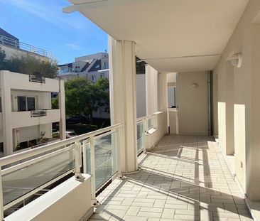 Location Appartement 3 pièces 71m² - Photo 5