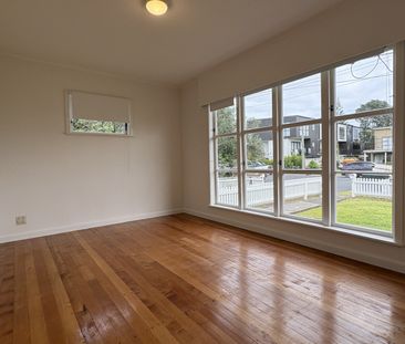 19 (Front House) Brady Rd, Otahuhu - Photo 1
