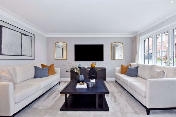 A modern three bedroom semi-detached home located in a private road and located in the beautiful historic Surrey village of West Horsley - Photo 1