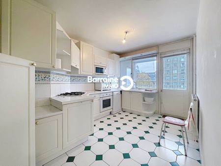 Location appartement à Lorient, 4 pièces 83.01m² - Photo 3