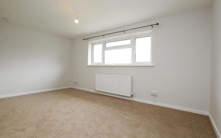 A well-presented two bedroom end of terrace house. The property is positioned in a great location, just a short walk from the numerous shops and amenities on Filton Avenue and Gloucester Road.The property will be available on an unfurnished basis in June. EPC - D - Photo 3