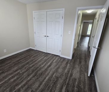 Modern 2-Bedroom End Unit in Downtown Red Deer - Photo 5
