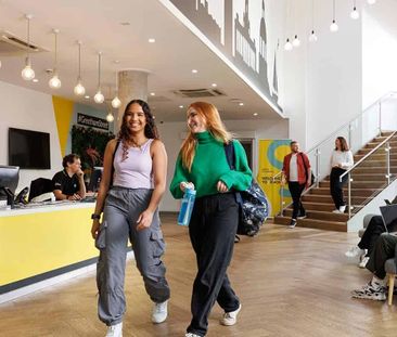 Large Highest Double Ensuite - Photo 2