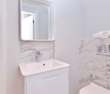 Hill Street, W1, London - Photo 5