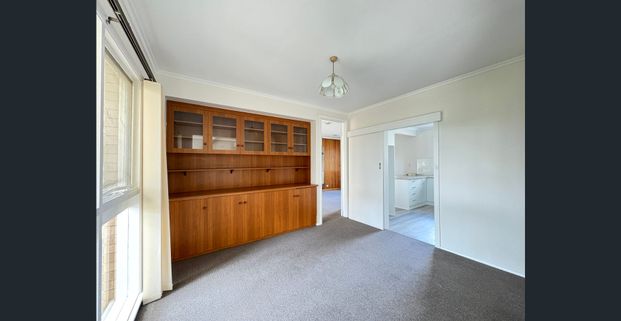 Country Living Close to Geelong - Photo 1