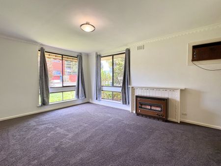 1 / 52 Newton Road, CAMPBELLTOWN - Photo 4