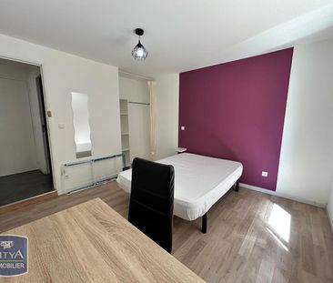 Location Appartement 5 pièces 104m² NIORT 79000 - Photo 6